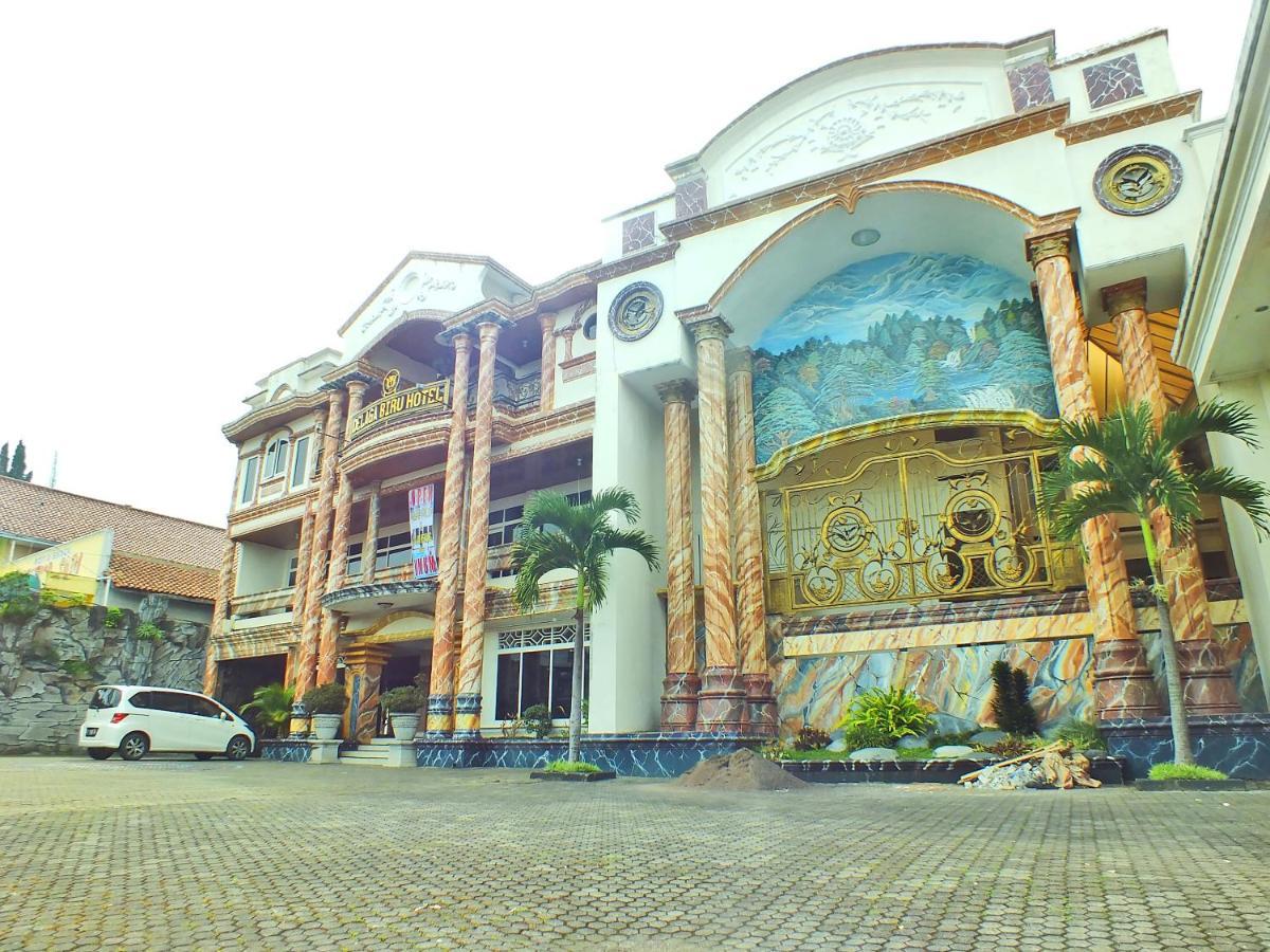 Delaga Biru Convention Hotel Богор Экстерьер фото